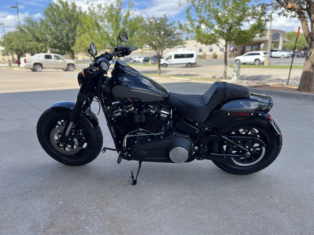 2022 Harley-Davidson Fat Bob 114 Vivid Black - Photo 5
