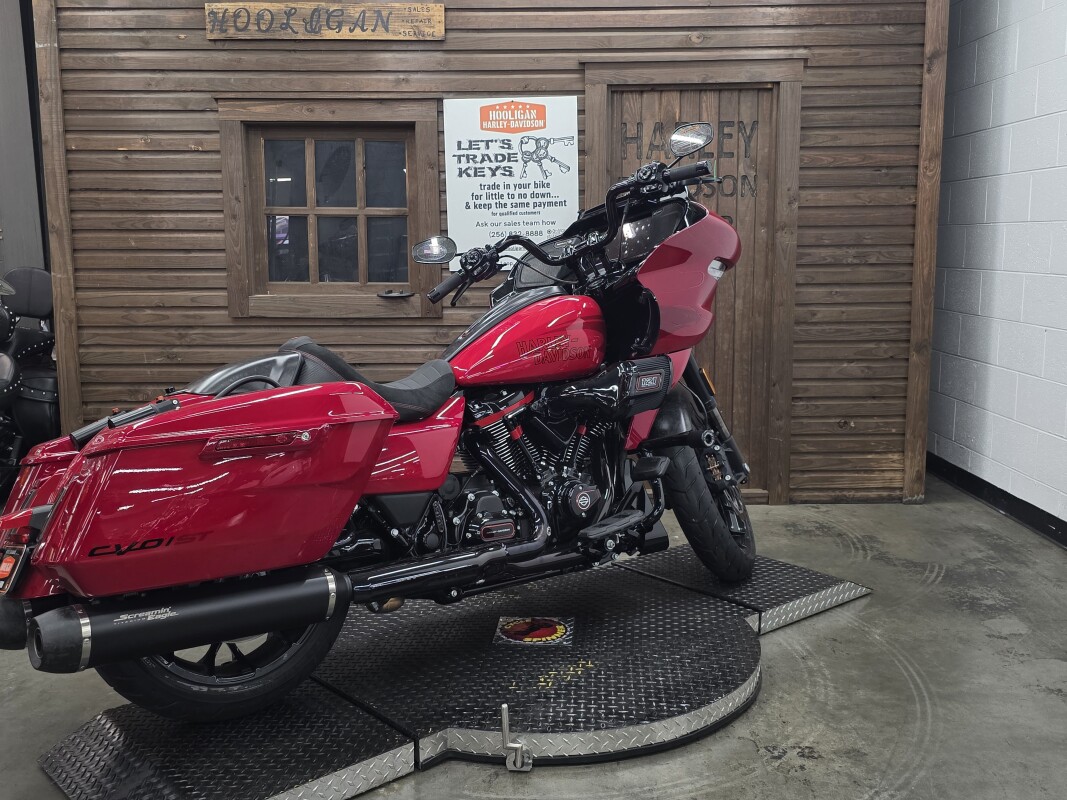 2025 Harley-Davidson CVO Road Glide ST RALLY RED - Photo 2