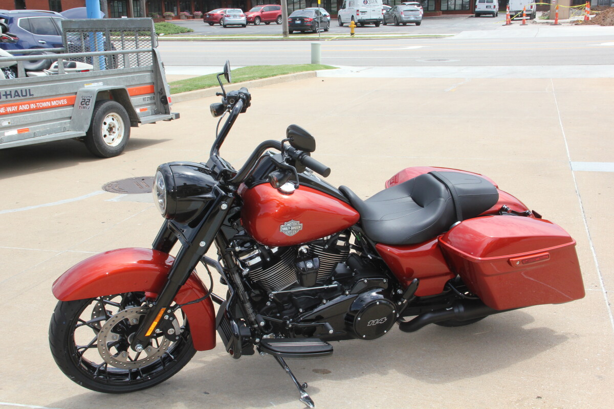 2025 Harley-Davidson Road King Special Whiskey Fire - Photo 6