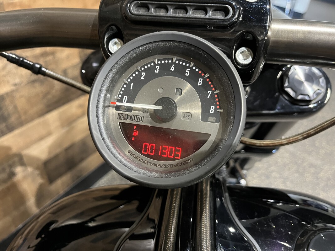 2017 Harley-Davidson CVO Pro Street Breakout Starfire Black/Starfire Black FXSE - Photo 7