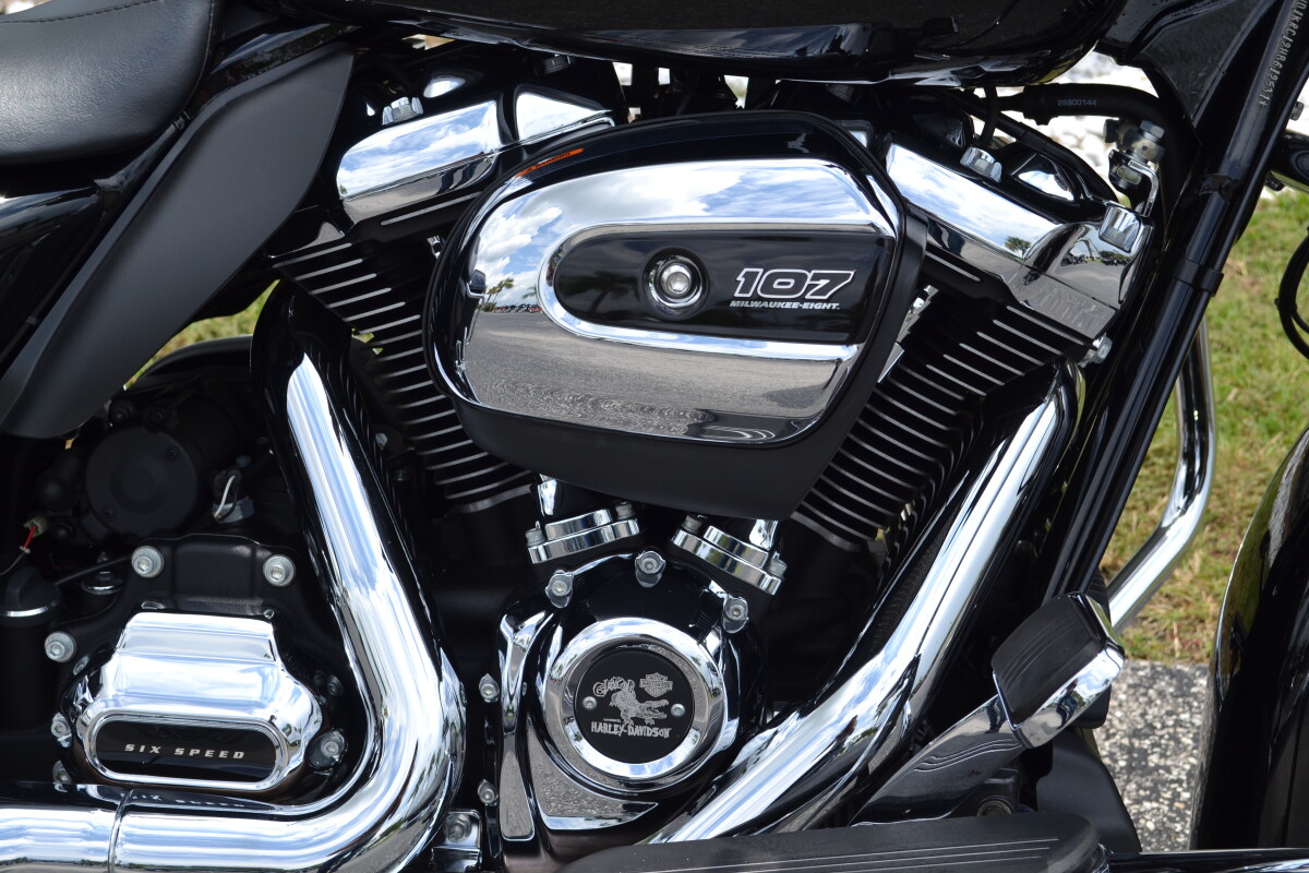 2017 Harley-Davidson Street Glide Special - FLHXS - Photo 5