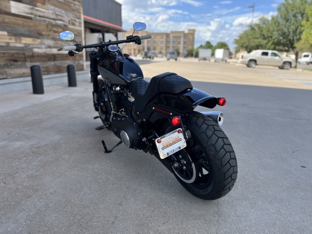 2022 Harley-Davidson Fat Bob 114 Vivid Black - Photo 6