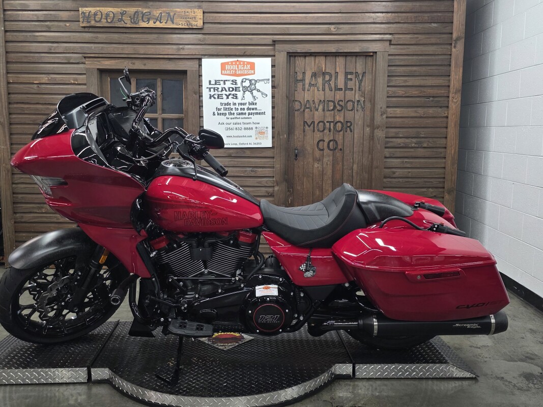 2025 Harley-Davidson CVO Road Glide ST RALLY RED - Photo 5