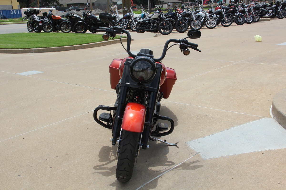 2025 Harley-Davidson Road King Special Whiskey Fire - Photo 8