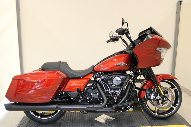 2025 Harley-Davidson Road Glide Grand American Touring FLTRX