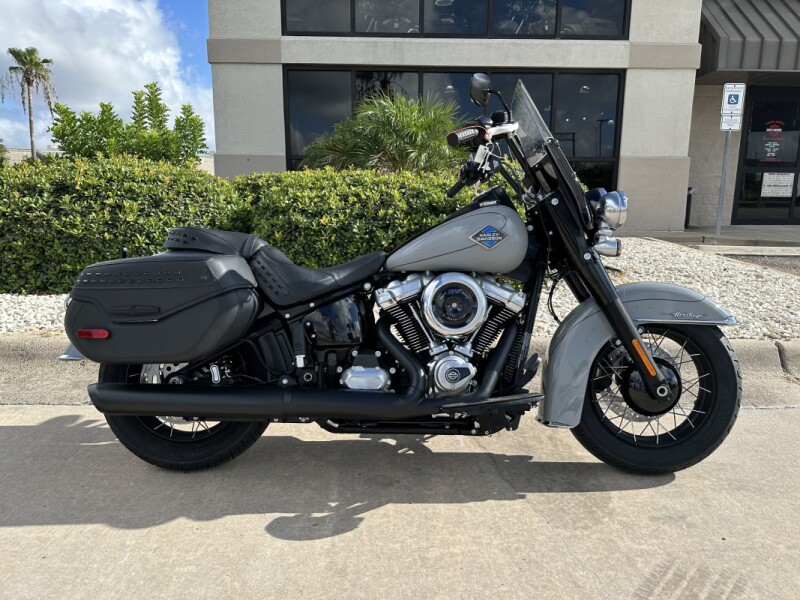2025 Harley-Davidson® Heritage Classic Billiard Grey w/Cast Wheels