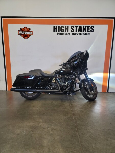 2022 Harley-Davidson® Street Glide® ST Vivid Black FLHXST
