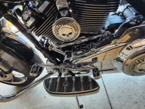 FLTRX 2020 Road Glide® thumb 2