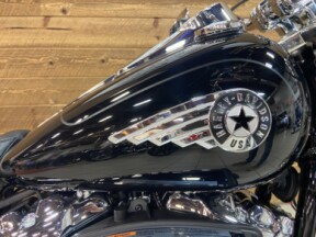 2025 Harley-Davidson® Fat Boy® Vivid Black  FLFB thumb 3