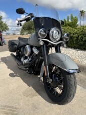 2025 Harley-Davidson® Heritage Classic Billiard Grey w/Cast Wheels thumb 1