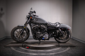 2022 Iron 883™ (XL883N) thumb 1
