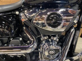 2025 Harley-Davidson® Fat Boy® Vivid Black  FLFB thumb 2