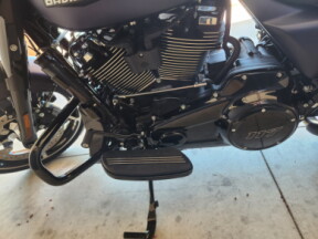 FLHX 2025 Street Glide™ thumb 2