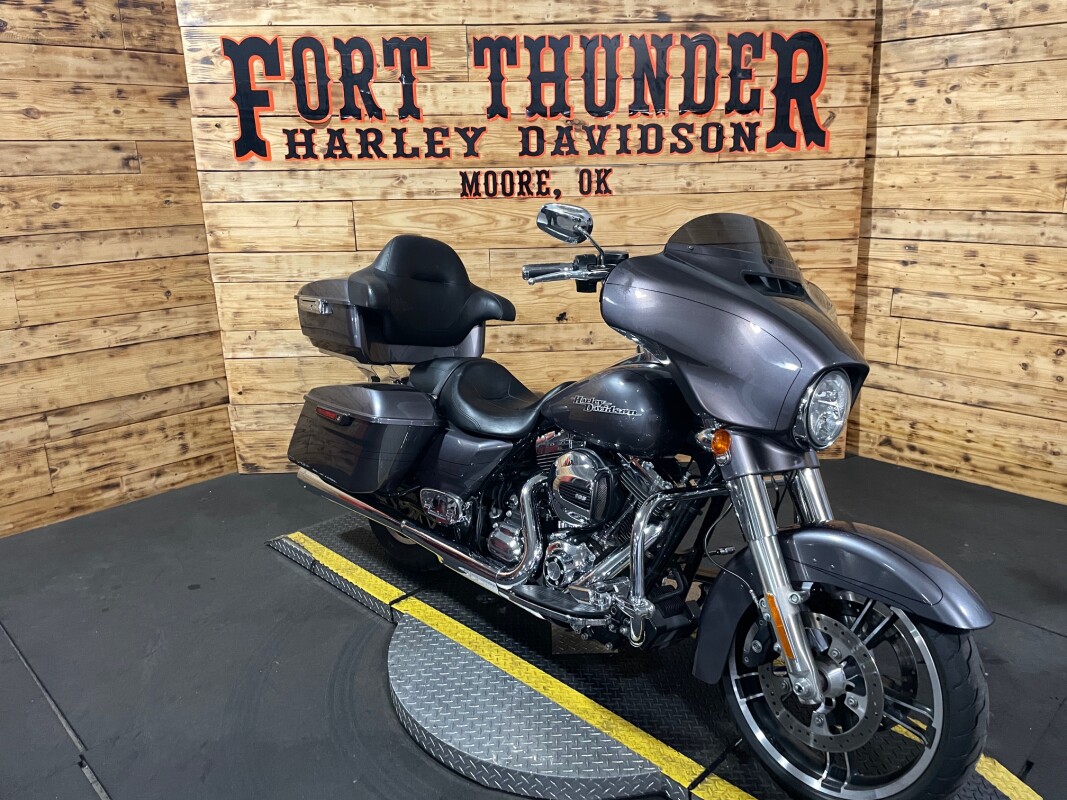 Harley-Davidson Street Glide Special 2015 FLHXS Brilliant Silver Pearl - Photo 3