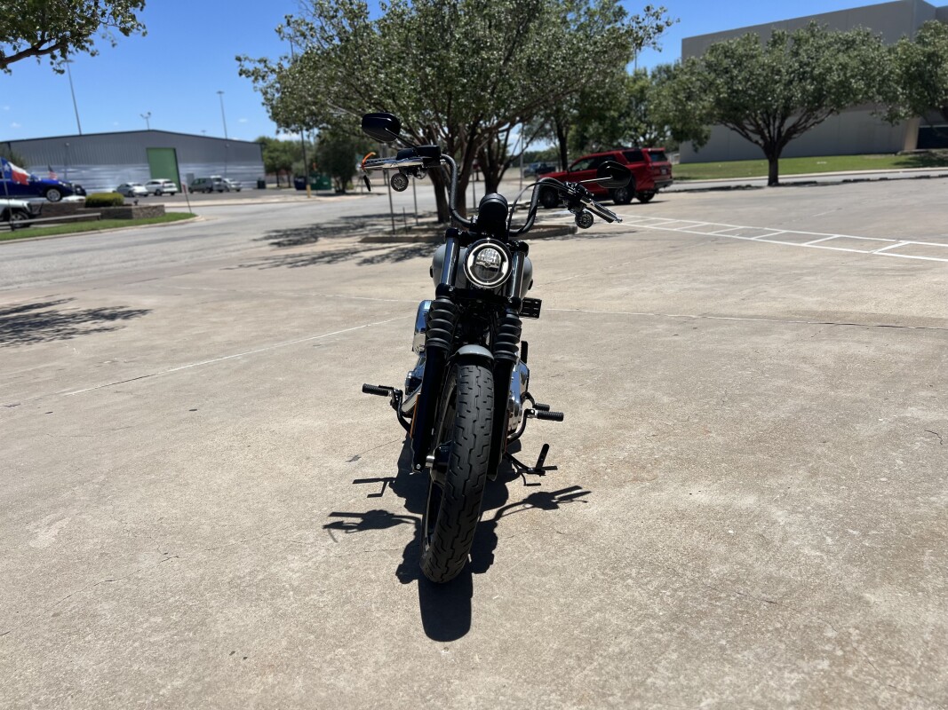 2025 Harley-Davidson Street Bob Billiard Grey w/Cast Wheels - Photo 3