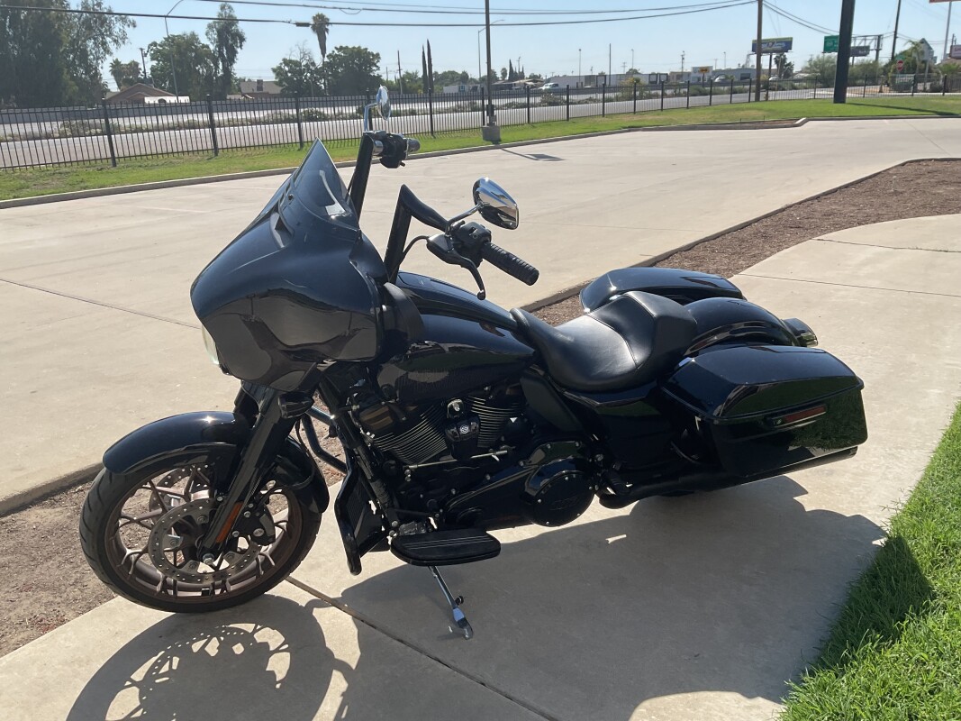 FLHXST 2023 Street Glide ST - Photo 4