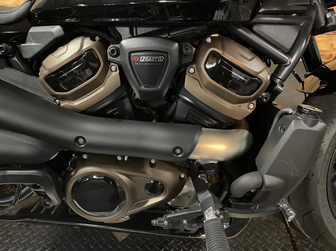Harley-Davidson Sportster S 2024 RH1250S Vivid Black - Photo 2