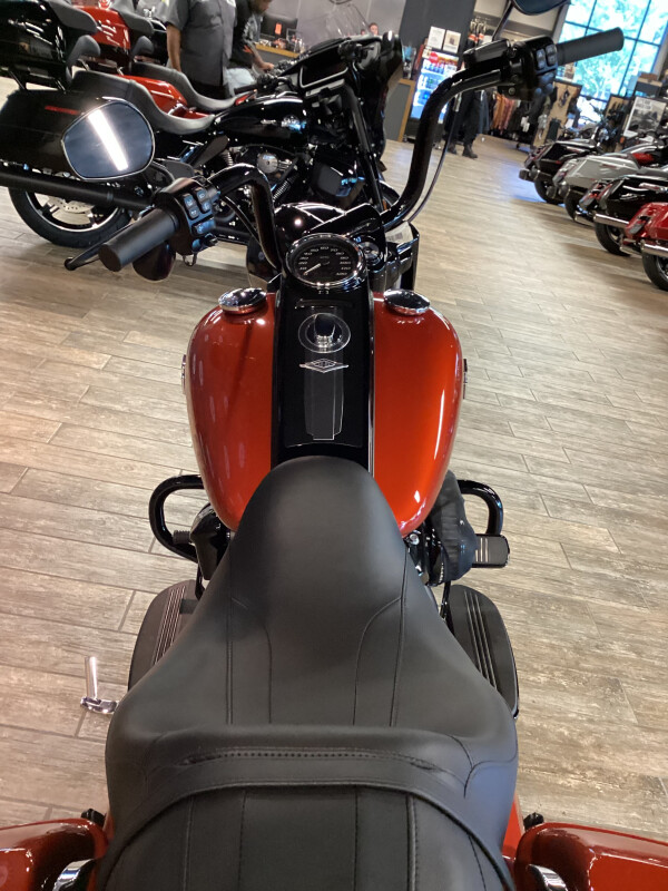 FLHRXS 2025 Road King Special - Photo 7