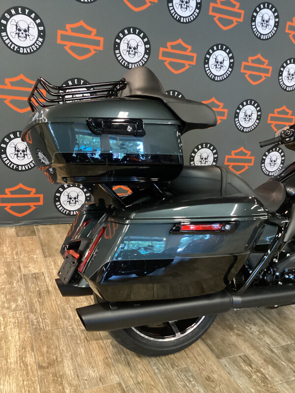 FLHXU 2025 Street Glide Ultra - Photo 2