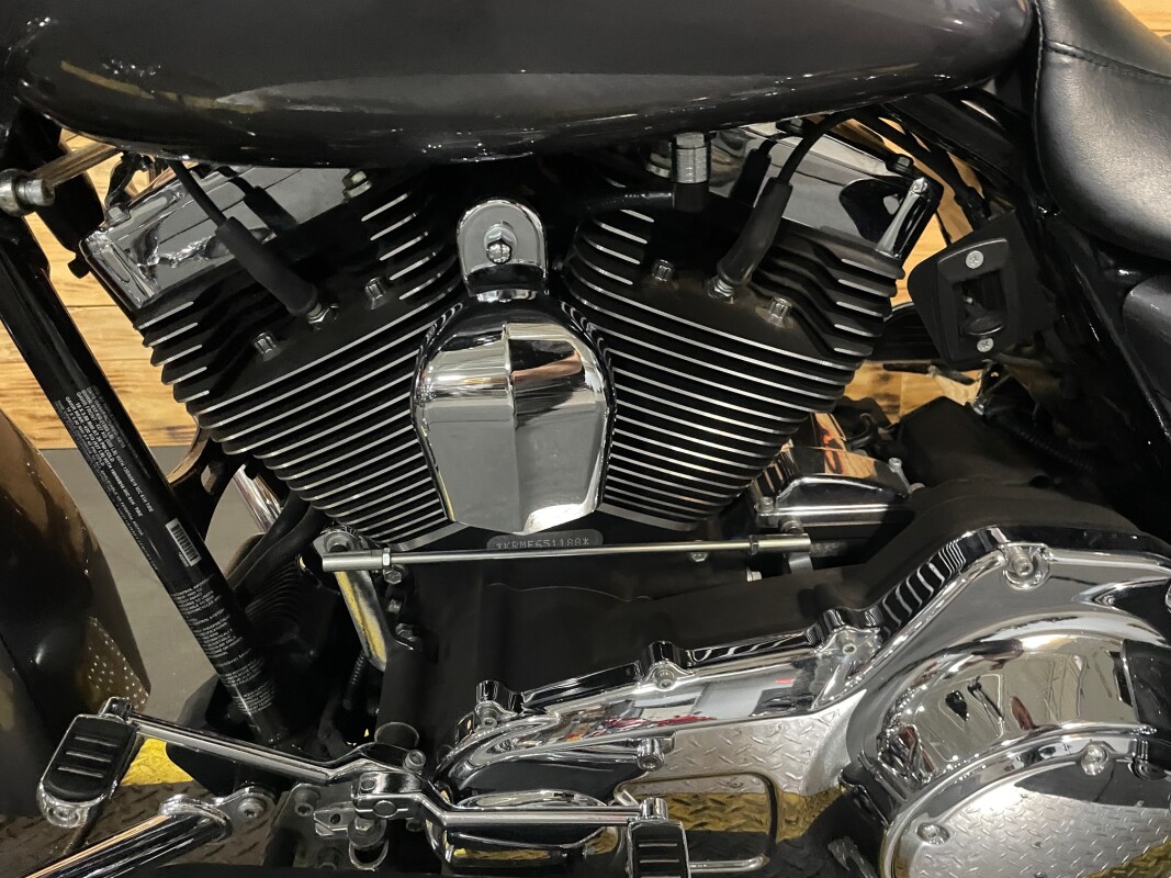 Harley-Davidson Street Glide Special 2015 FLHXS Brilliant Silver Pearl - Photo 9