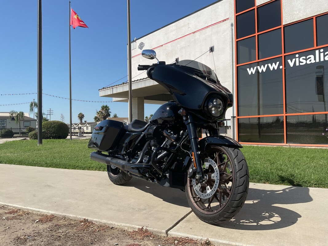 FLHXST 2023 Street Glide ST - Photo 3