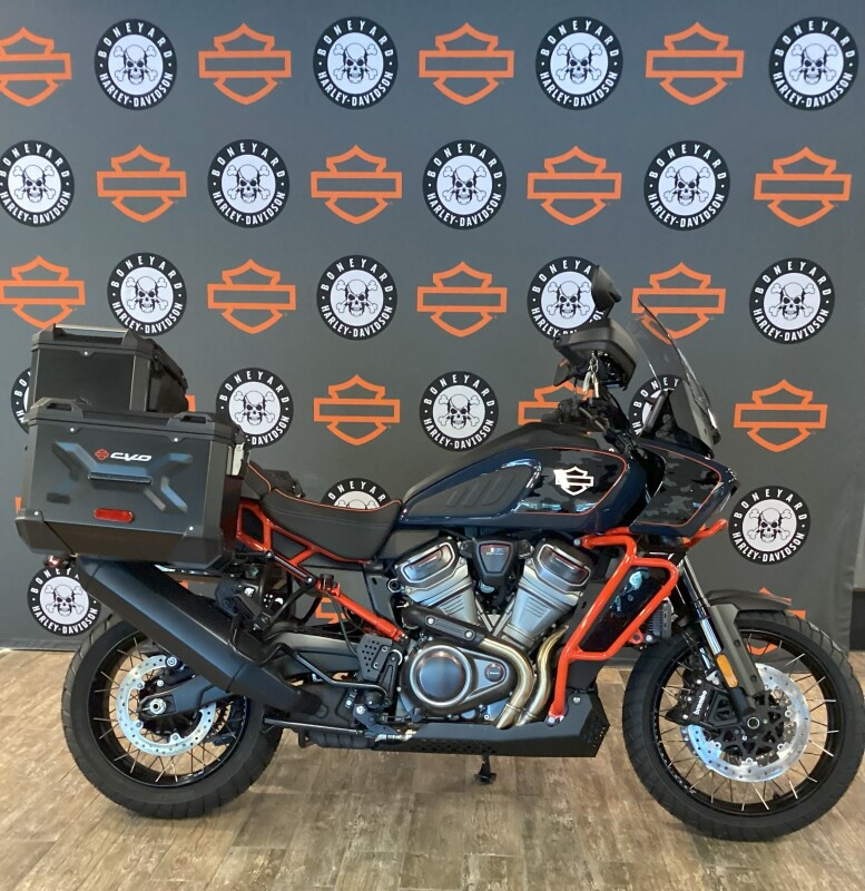 RA1250SE 2025 CVO™ Pan America®