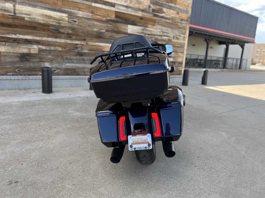 2025 Harley-Davidson Street Glide Ultra Mystic Shift - Black Finish - Photo 7