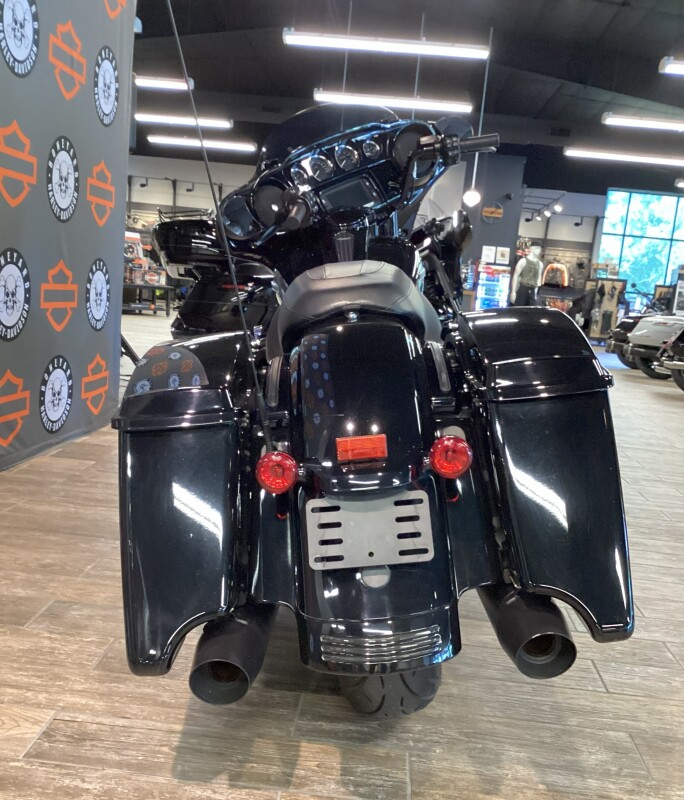 FLHXS 2018 Street Glide Special - Photo 3