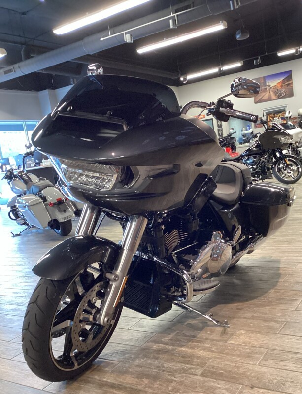 FLTRX 2025 Road Glide - Photo 6