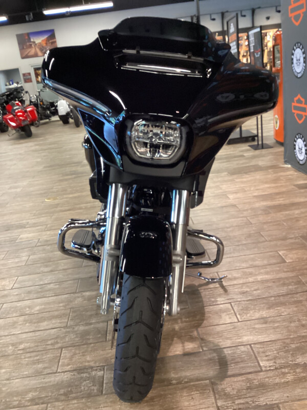 FLHX 2025 Street Glide - Photo 5