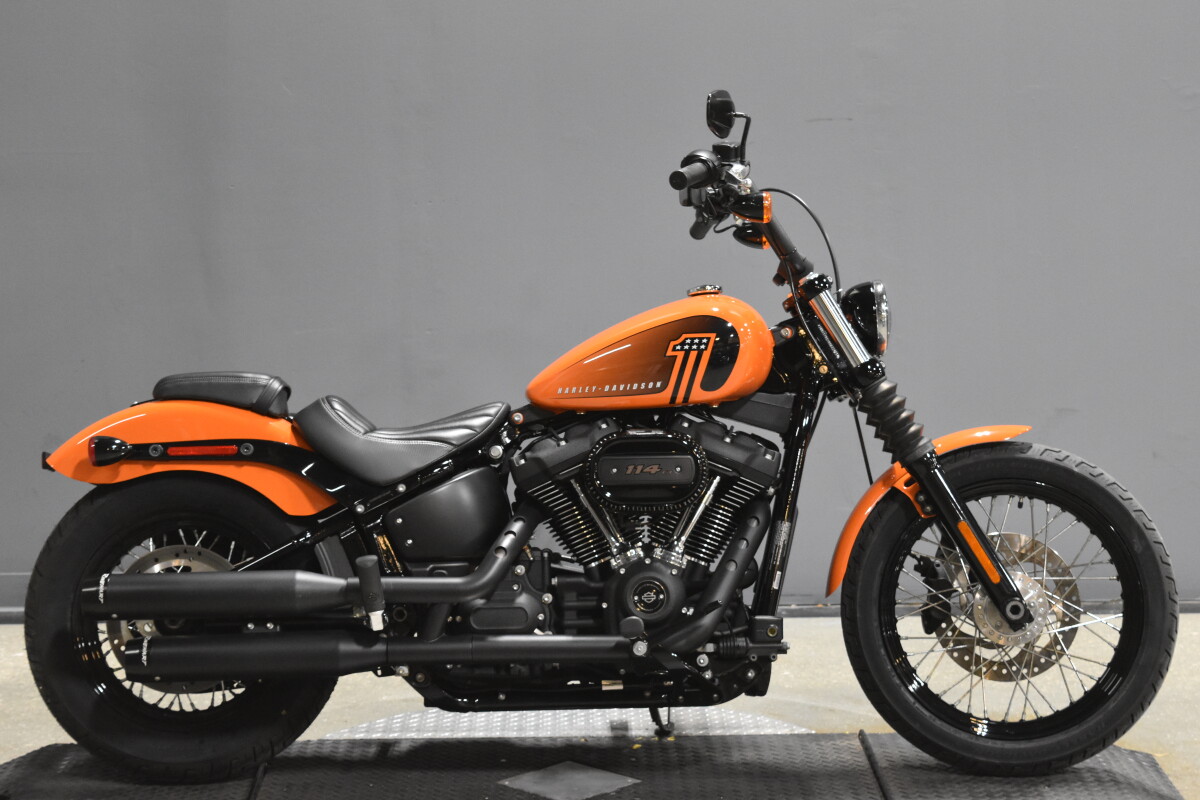 HALIBO 2024 Harley-Davidson®FXBBS Street Bob® 114 Baja Orange
