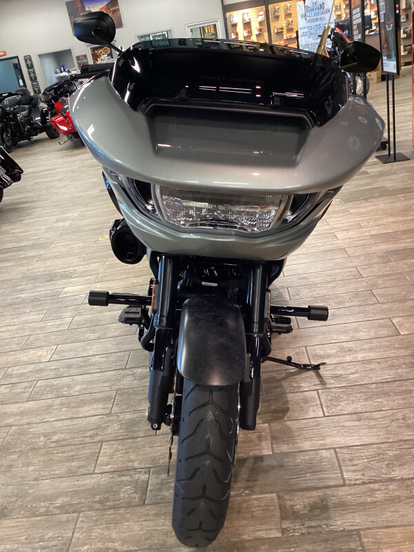 FLTRXSTSE 2025 CVO Road Glide ST - Photo 5