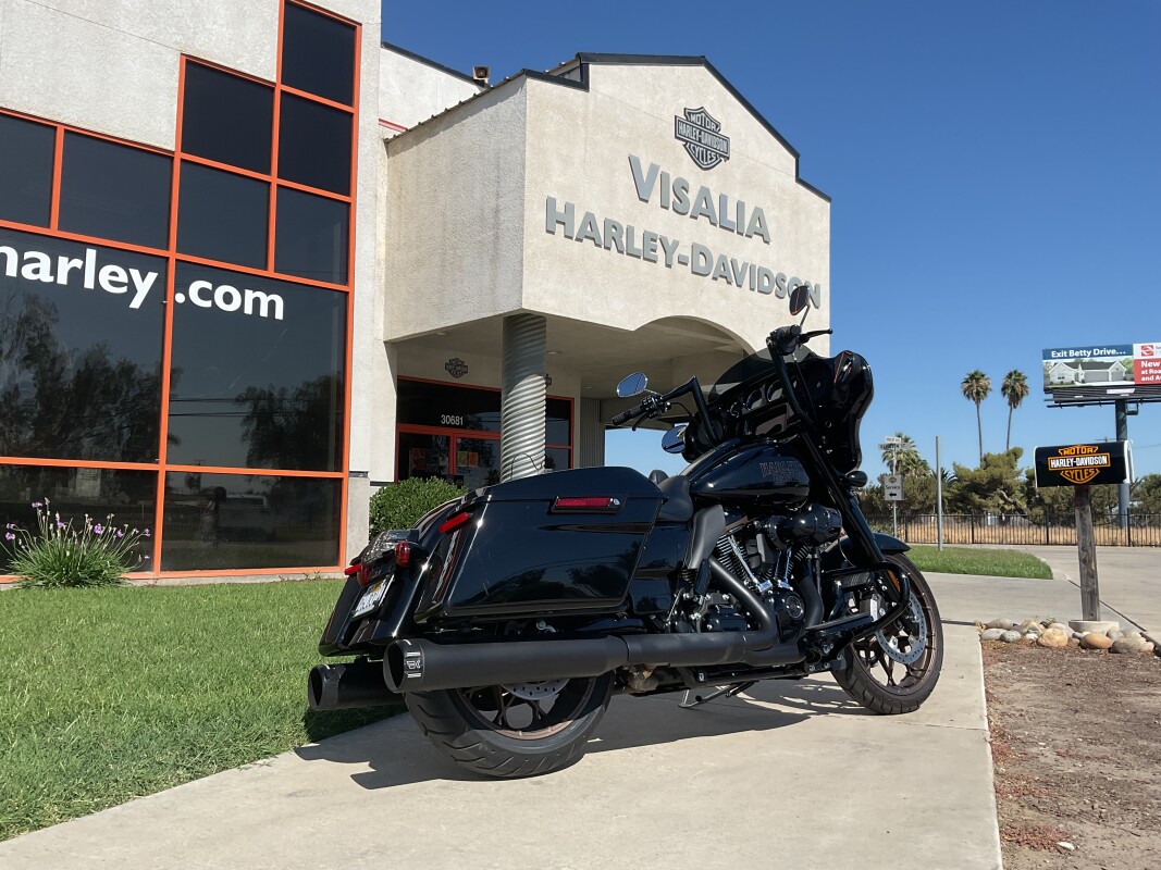 FLHXST 2023 Street Glide ST - Photo 2