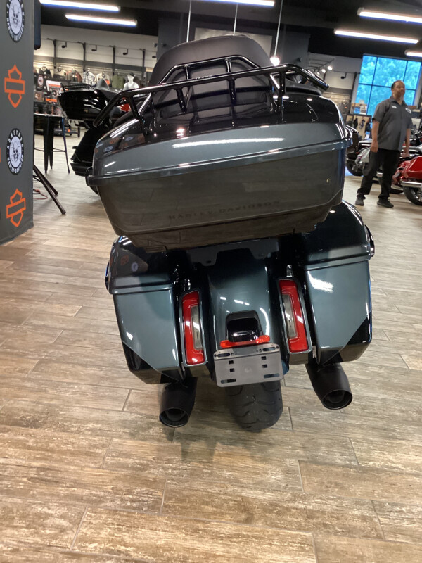 FLHXU 2025 Street Glide Ultra - Photo 3