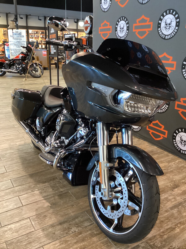 FLTRX 2025 Road Glide - Photo 4