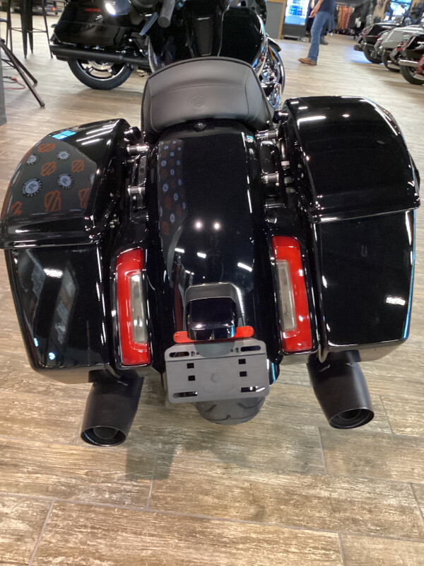2025 Harley-Davidson Street Glide VIVID BLACK - Photo 3