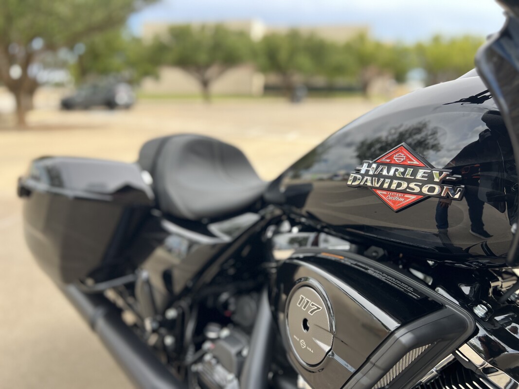 2025 Harley-Davidson Road Glide Midnight Firestorm - Black Finish - Photo 10