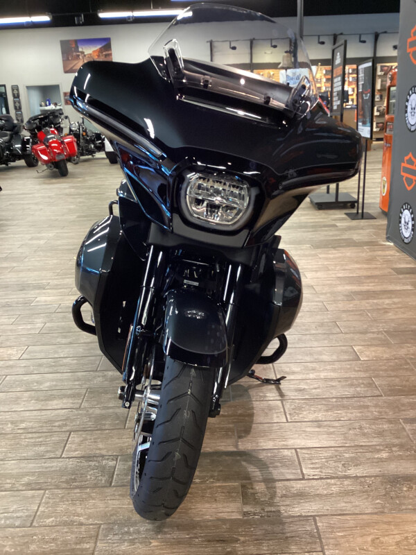 FLHXU 2025 Street Glide Ultra - Photo 5