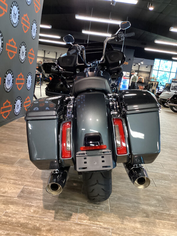 FLTRX 2025 Road Glide - Photo 3