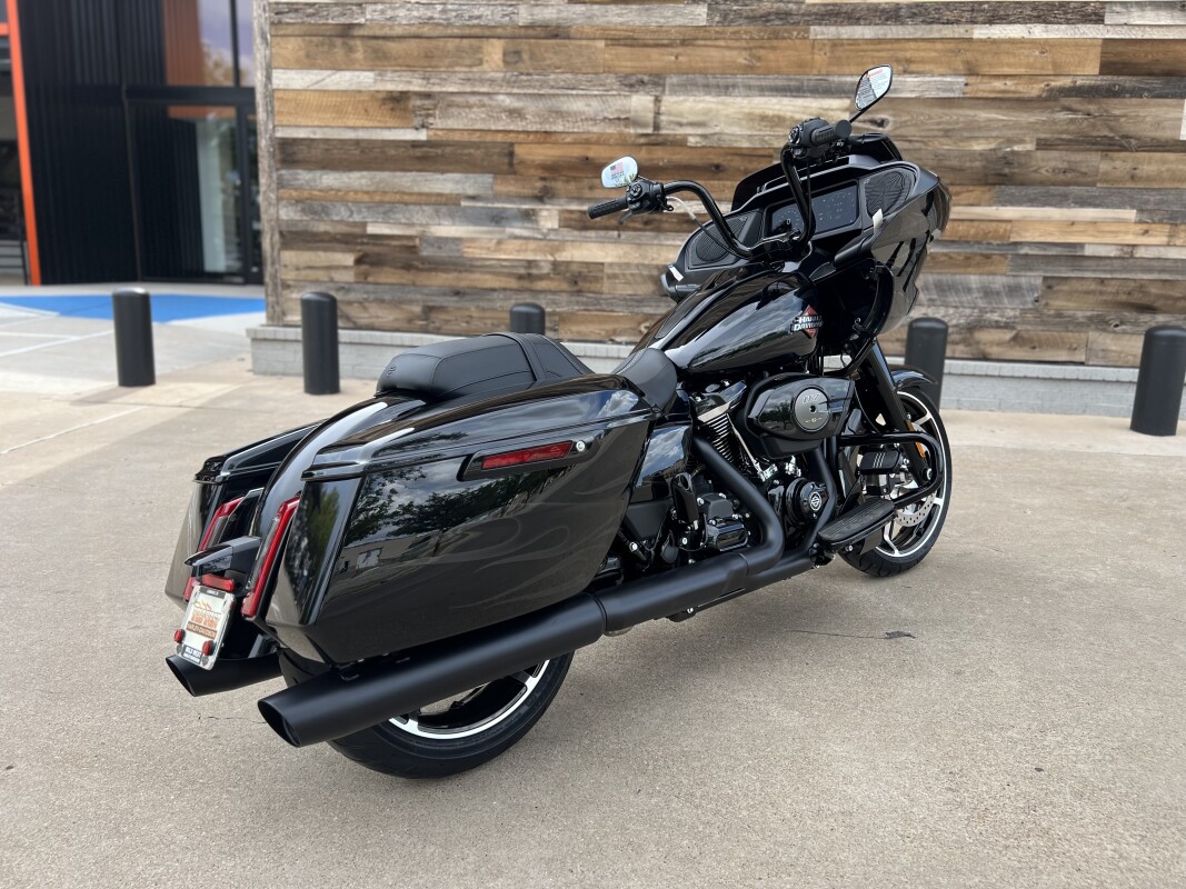 2025 Harley-Davidson Road Glide Midnight Firestorm - Black Finish - Photo 8