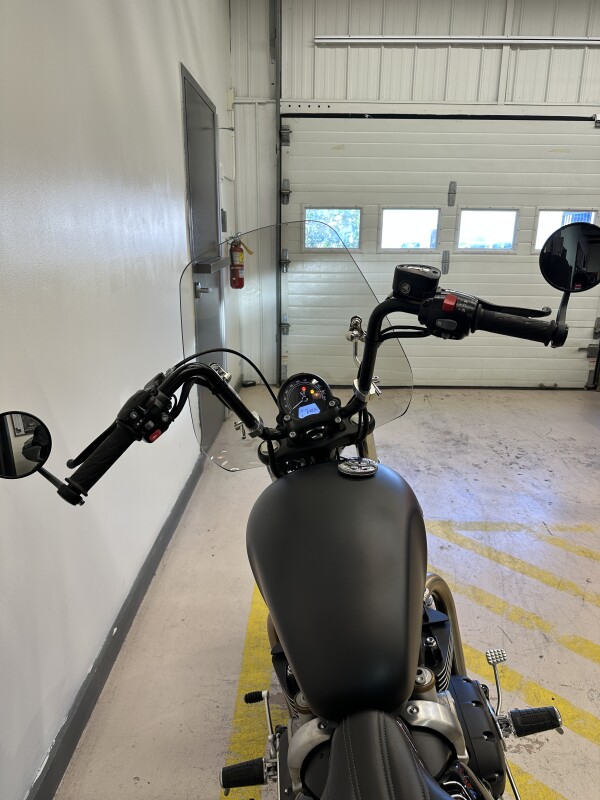 Triumph Bonneville Bobber Matte Storm Grey / Matte Ironstone - Photo 10