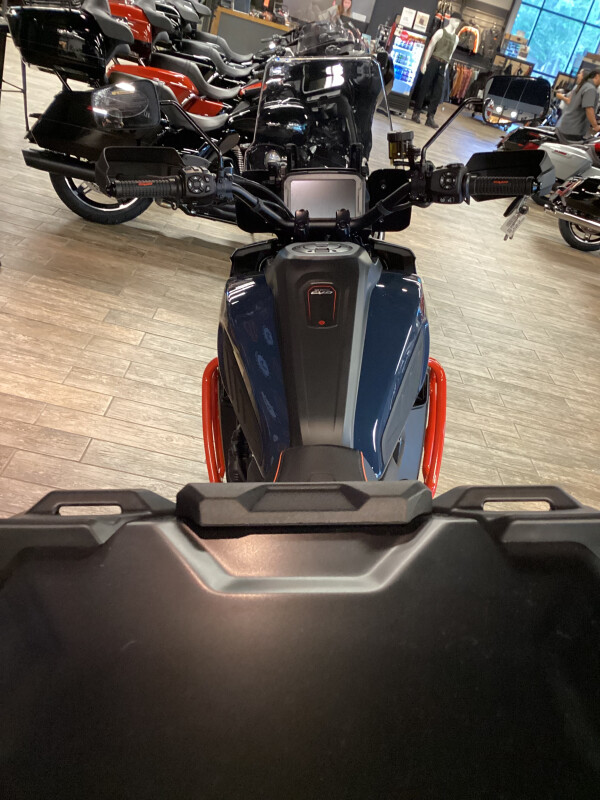 RA1250SE 2025 CVO Pan America - Photo 7