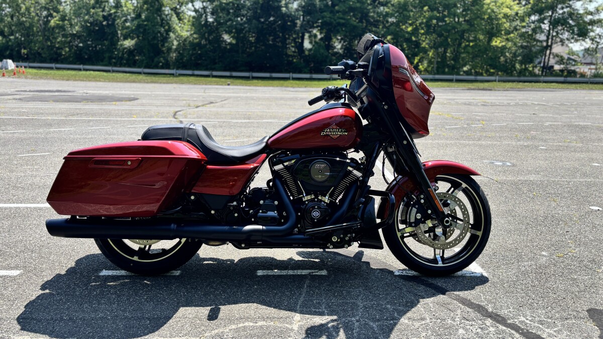 FLHX 2025 Street Glide