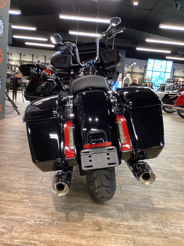 FLTRX 2025 Road Glide - Photo 3