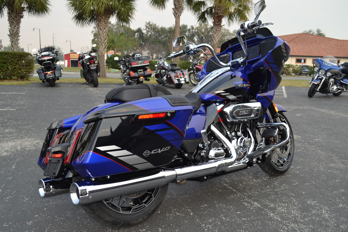 2025 Harley-Davidson CVO Road Glide Blue Streak - FLTRXSE - Photo 8