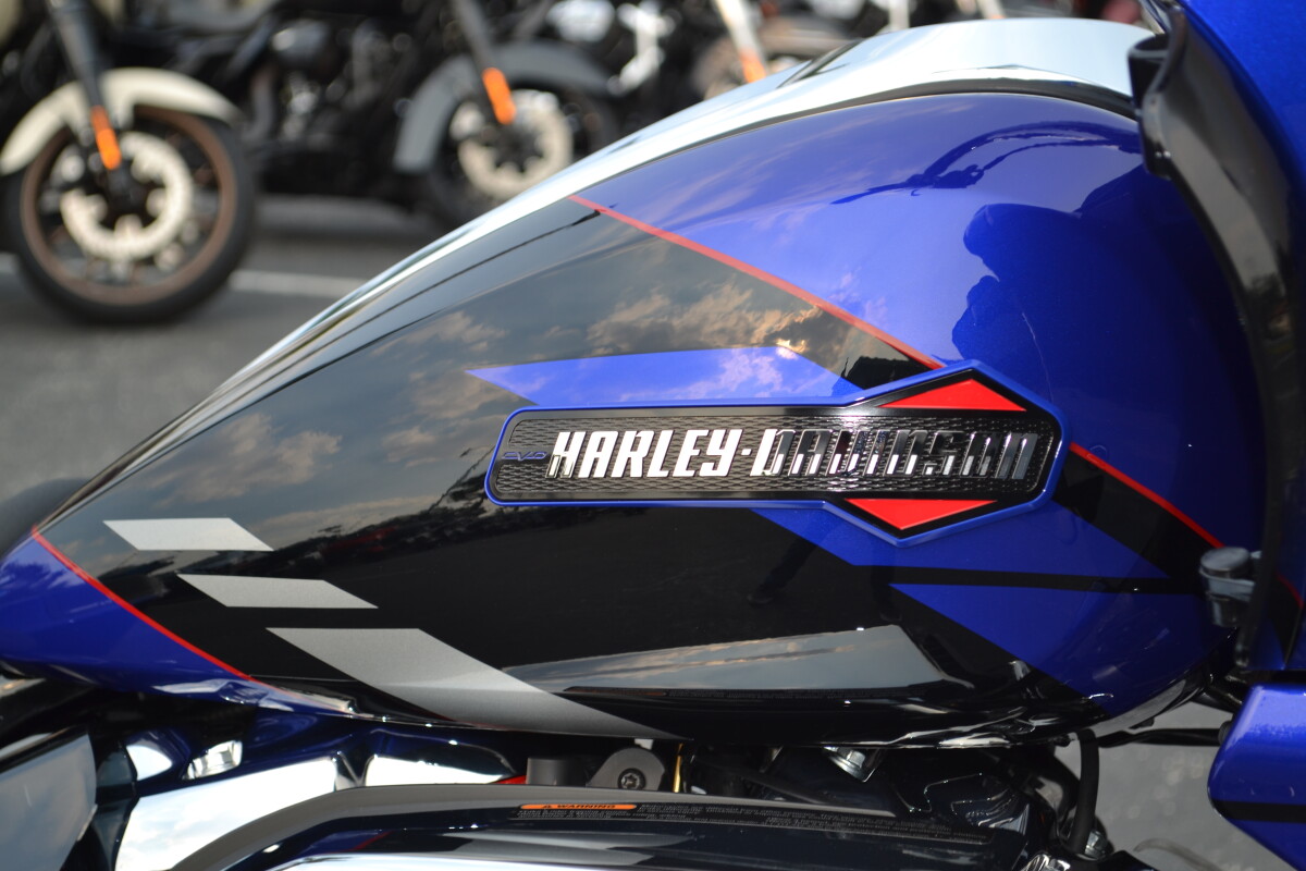 2025 Harley-Davidson CVO Road Glide Blue Streak - FLTRXSE - Photo 4