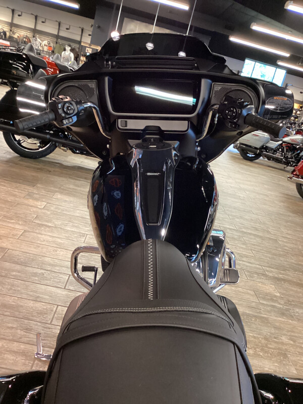 FLHX 2025 Street Glide - Photo 7