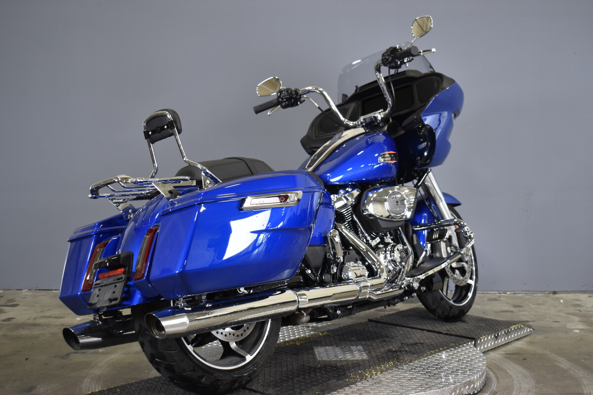 2024 Harley-Davidson Road Glide - Photo 9