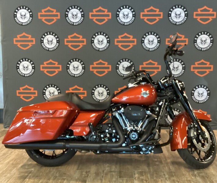 FLHRXS 2025 Road King<sup>®</sup> Special