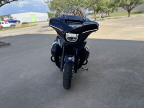 2025 Harley-Davidson® Street Glide® Ultra Mystic Shift - Black Finish thumb 2